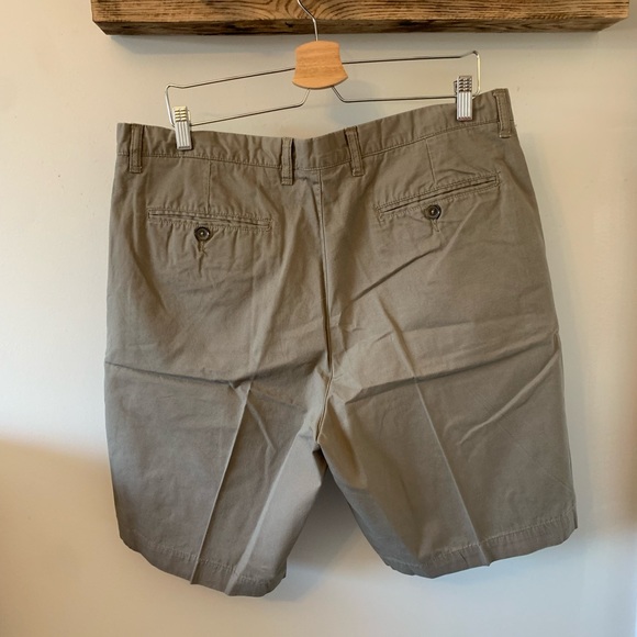 Retreat / Cotton / Khaki / Shorts - Picture 4 of 4
